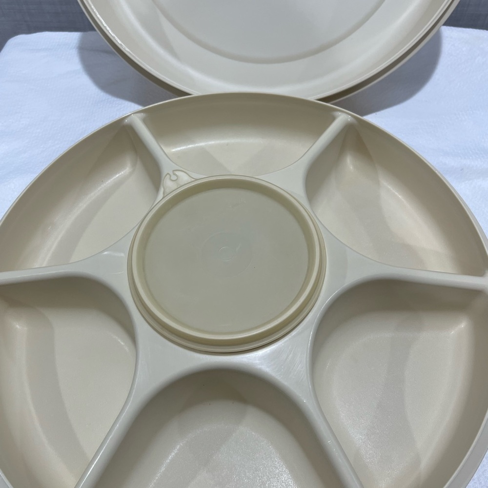 Vintage Tupperware Vegetable Tray